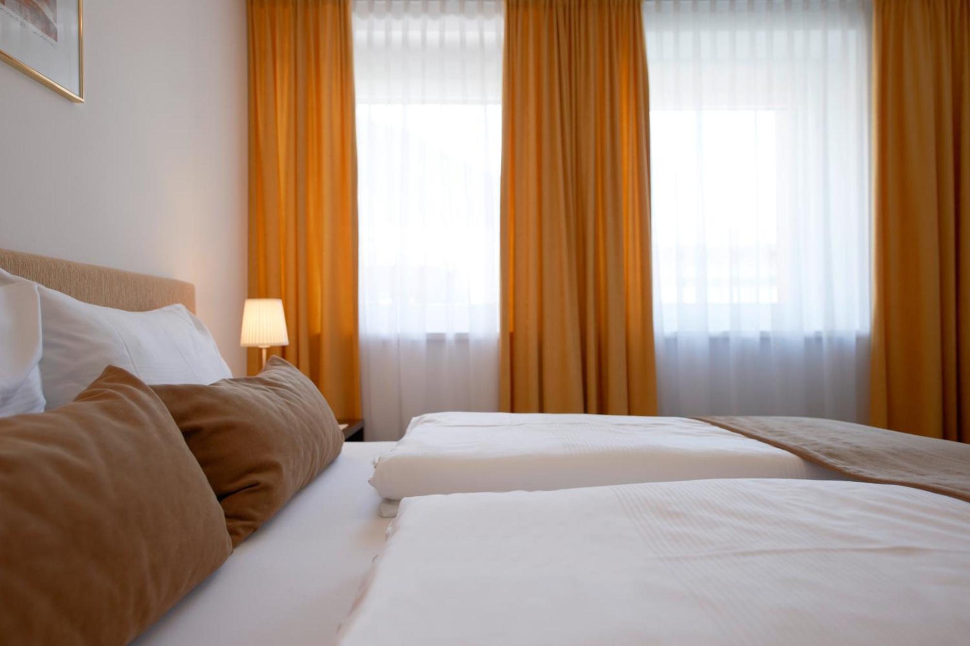 Hotel Garni Tannleger B&B บรานด์ ภายนอก รูปภาพ