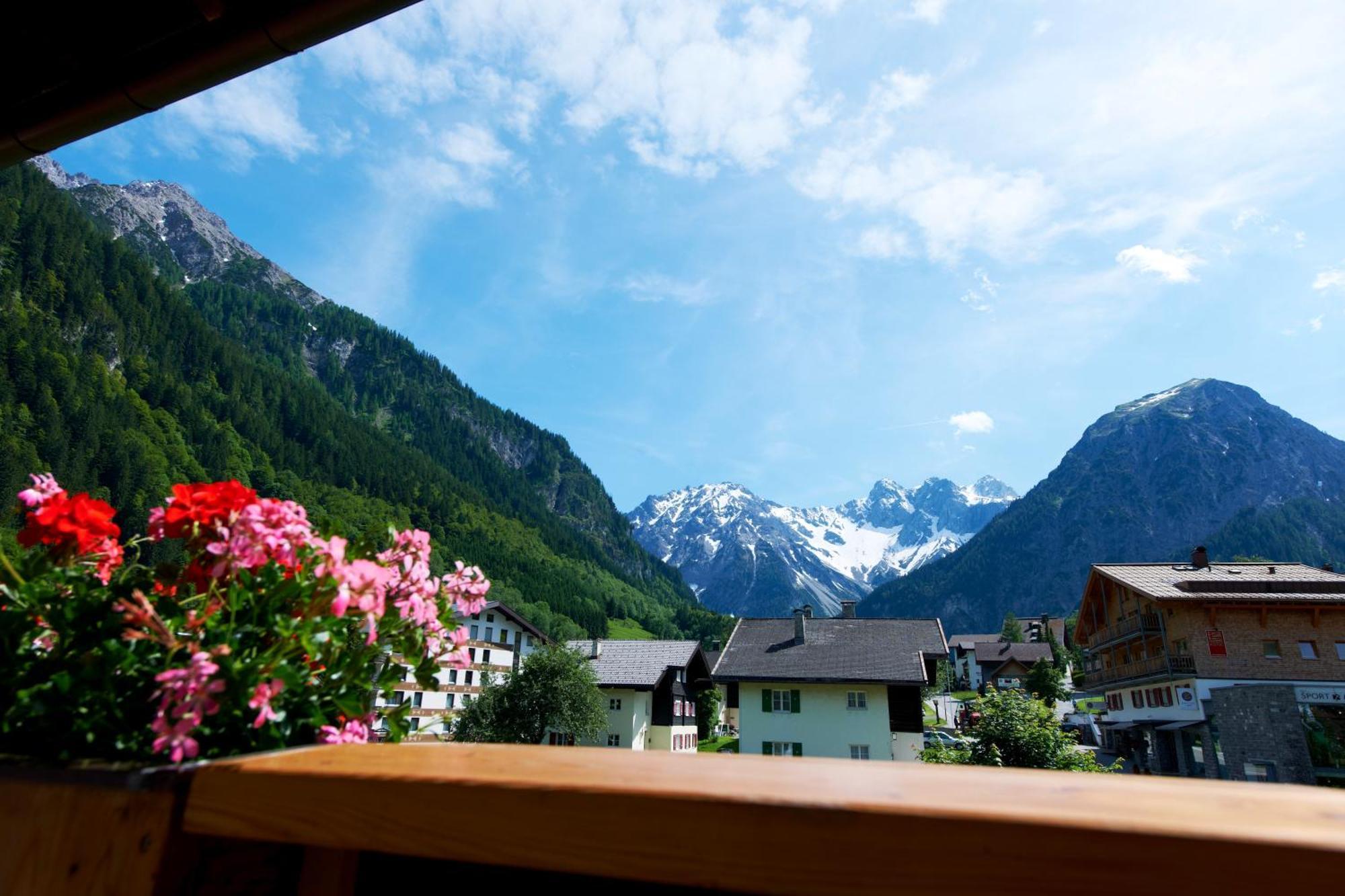 Hotel Garni Tannleger B&B บรานด์ ภายนอก รูปภาพ